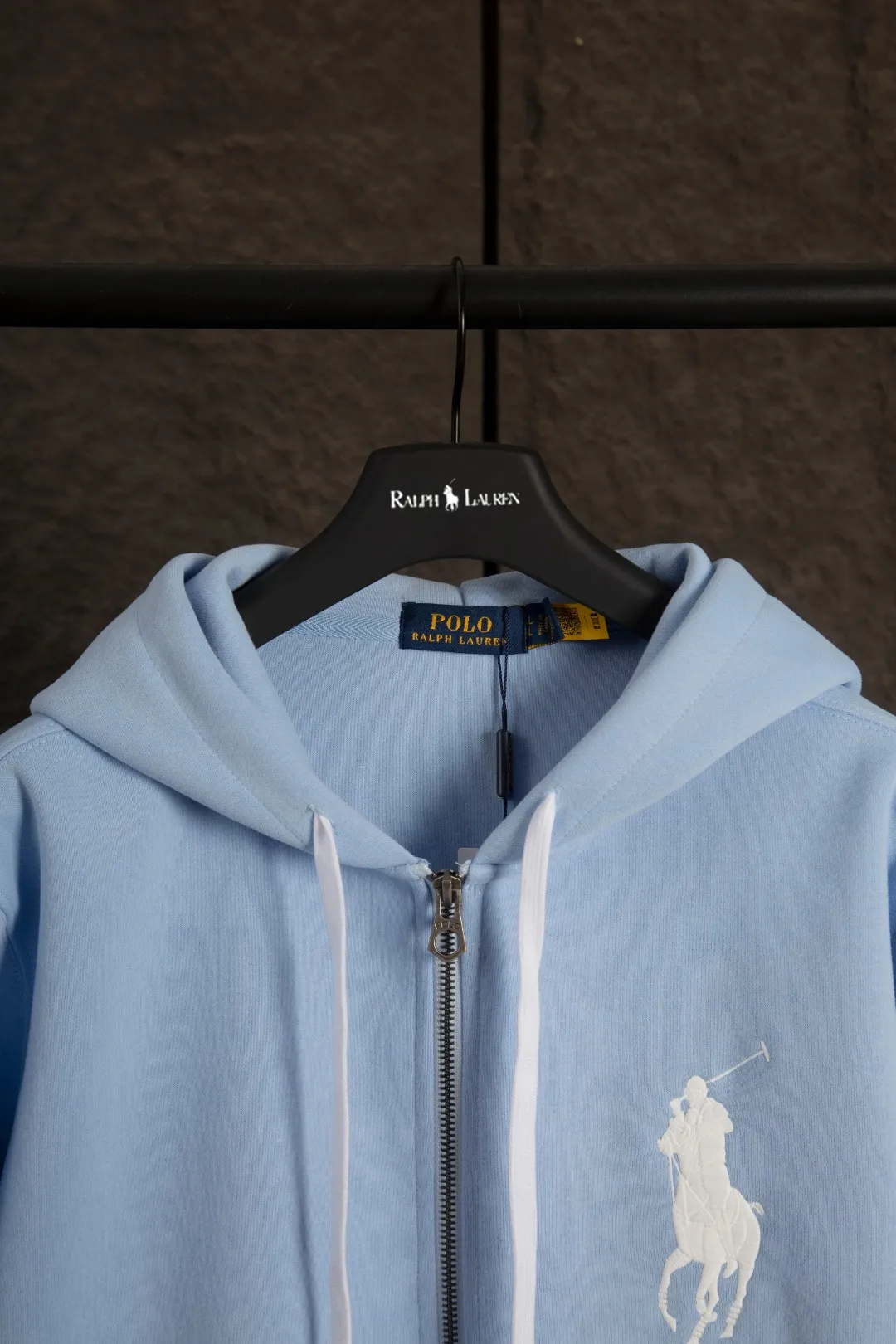 26201 #light blue real shot P260